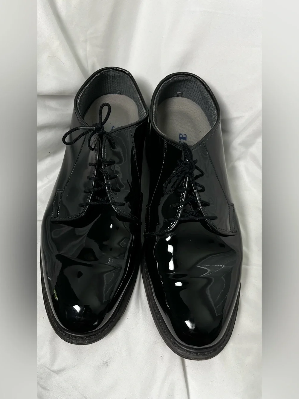 Bates Black Patent Leather Lace-Up Oxfords